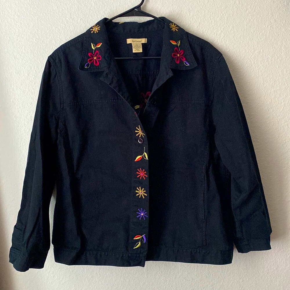 Black Bechamel Jacket with Embroidered Flowers